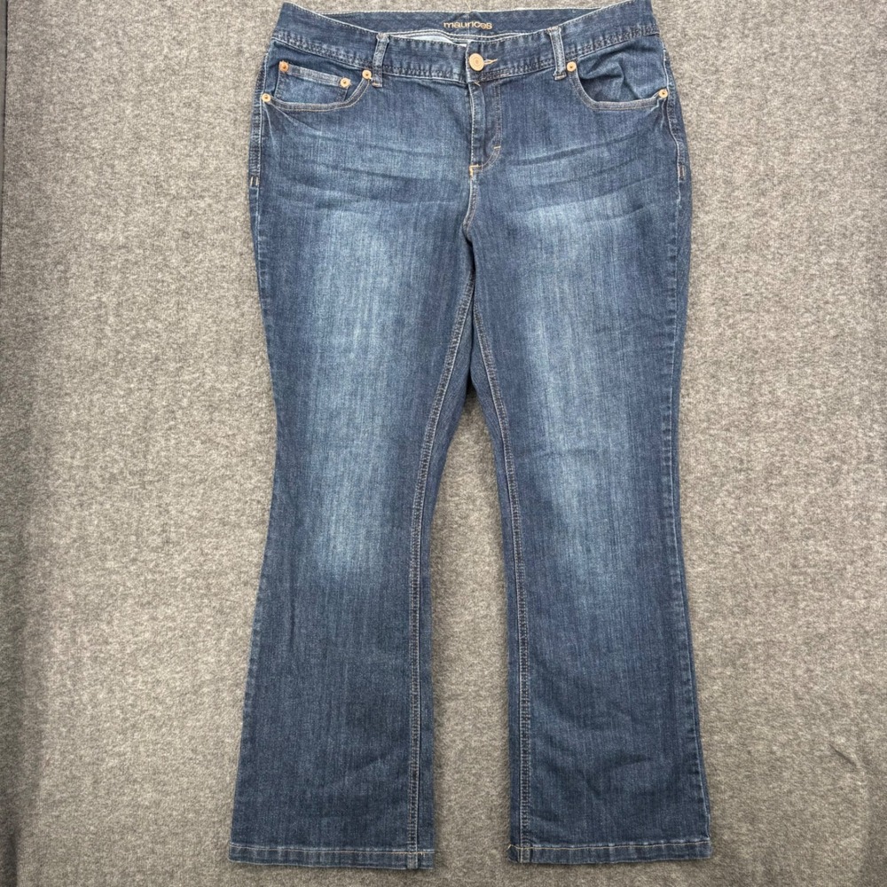 Maurices Curvy Bootcut Jeans Womens 18 Reg Medium Wash Stretch Blue Denim Tall